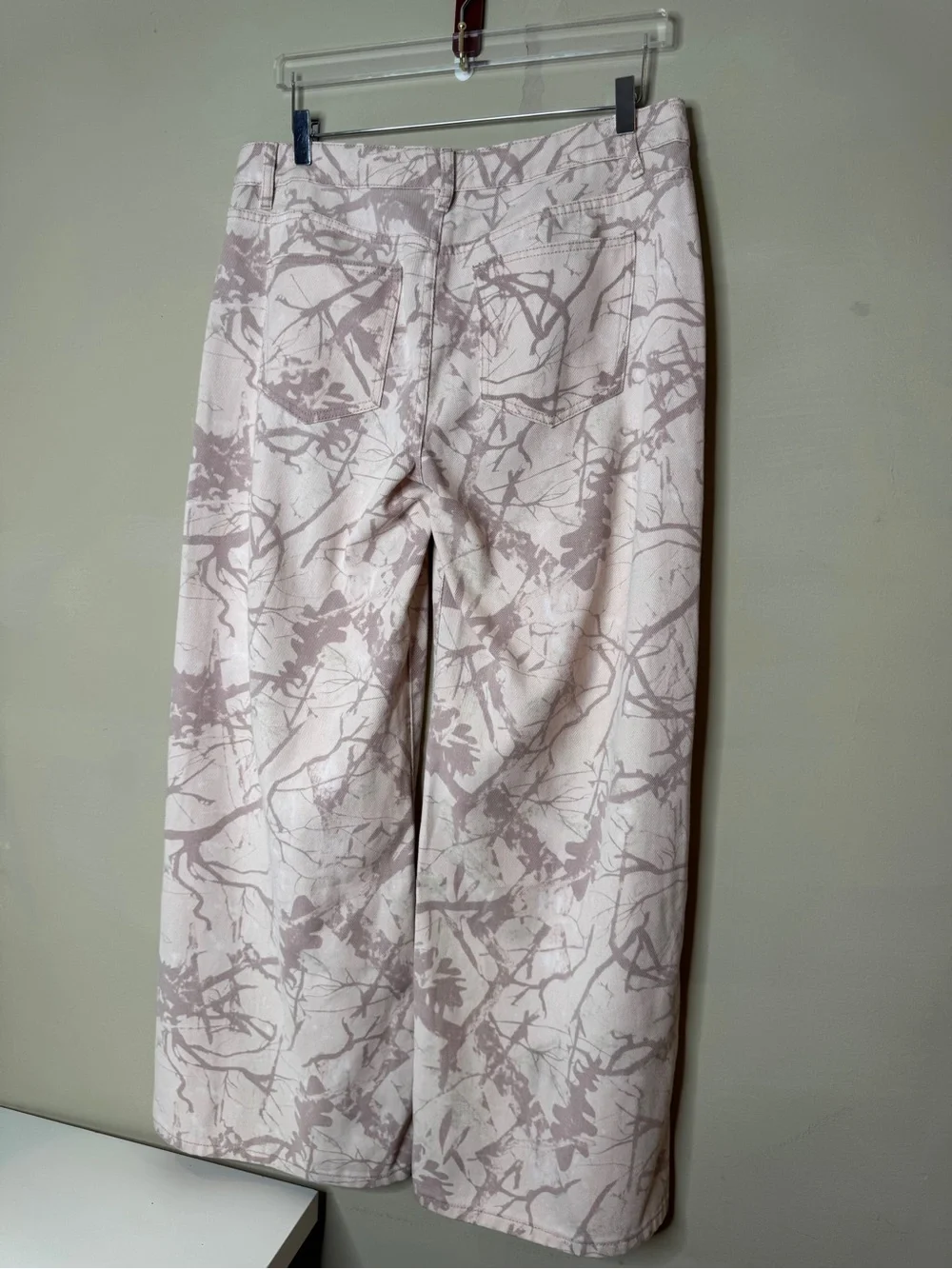 NWT Cali 1850 Los Angeles Pink Camo Straight Leg Jeans Size 13/31